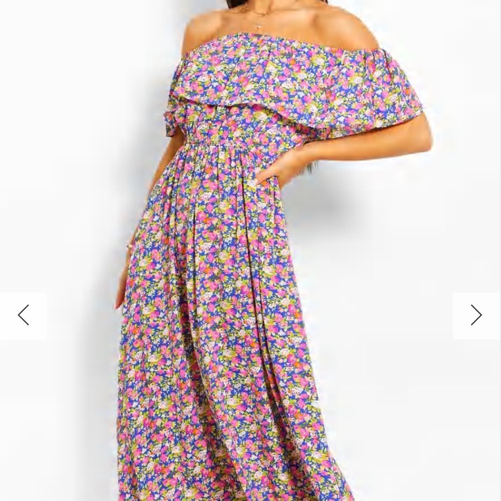 NWT- Boohoo Maxi Dress
